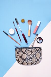 Guide to the Best Makeup Bag